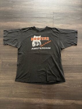 Vintage Hooters City Of Amsterdam Single Stitch Tshirt
